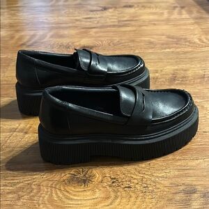 Black Chunky Loafers